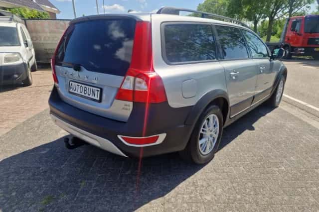 Volvo XC70 (2008) thumbnail 3