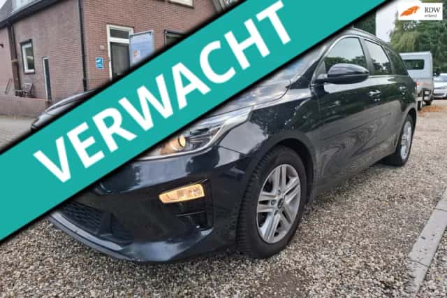 Kia Ceed (2021) thumbnail 1