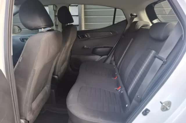 Hyundai i10 (2022) thumbnail 4