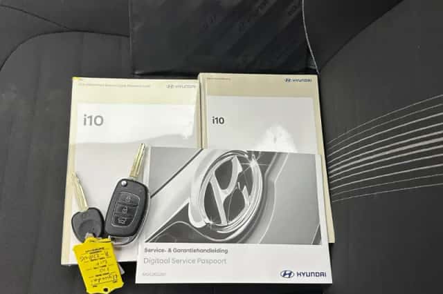 Hyundai i10 (2023) thumbnail 5