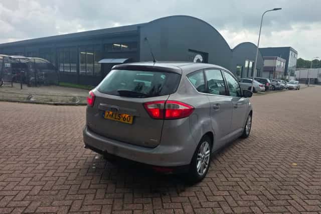 Ford C-Max (2013) thumbnail 3
