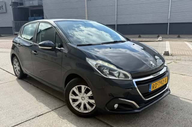 Peugeot 208 (2017) thumbnail 1