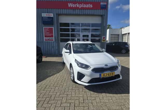 Kia Ceed (2021) thumbnail 3