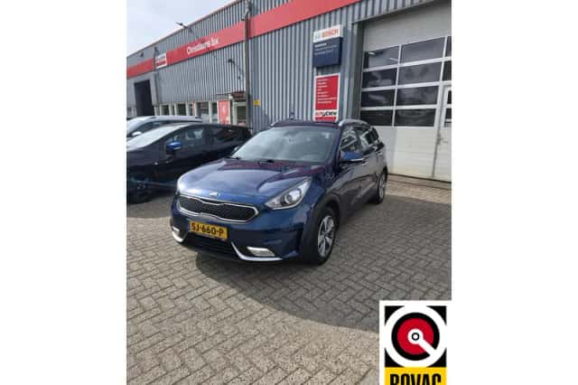 Kia Niro (2018) thumbnail 1