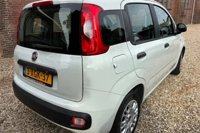 Fiat Panda (2014) thumbnail 2