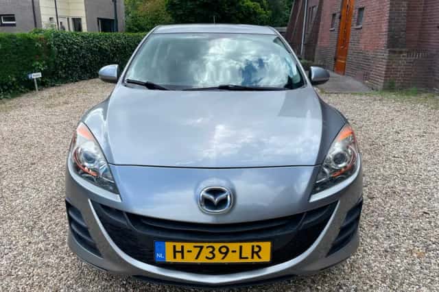 Mazda 3 (2009) thumbnail 3