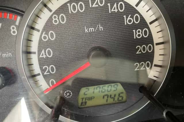 Mazda 5 (2006) thumbnail 6