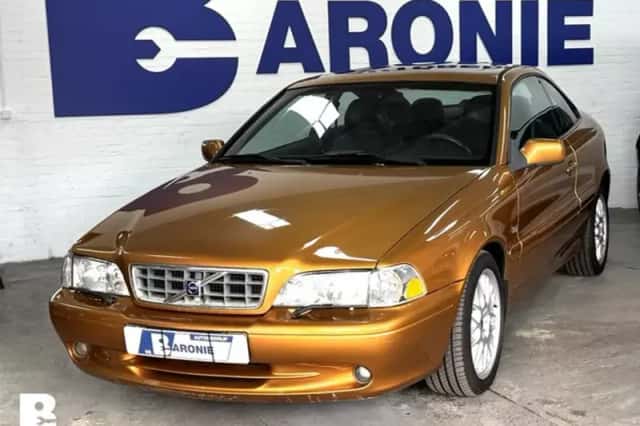Volvo C70 (1998) thumbnail 2