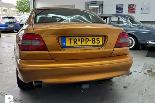 Volvo C70 (1998) thumbnail 6