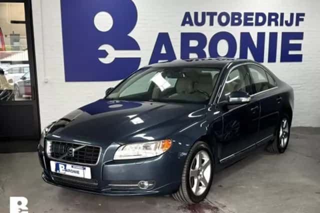 Volvo S80 (2008) thumbnail 3