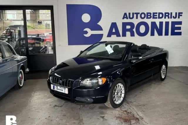 Volvo C70 (2006) thumbnail 4