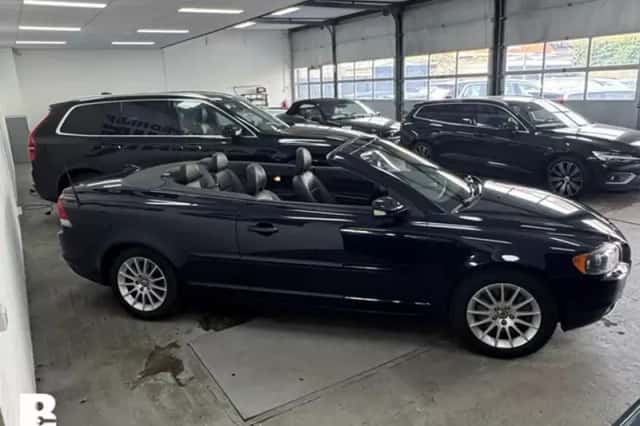 Volvo C70 (2006) thumbnail 6