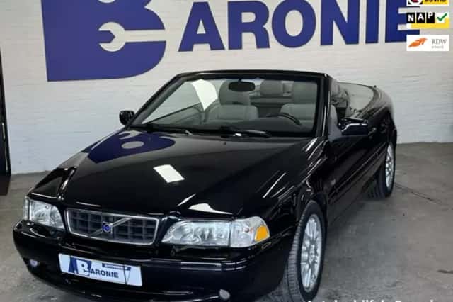 Volvo C70 (2003) thumbnail 1