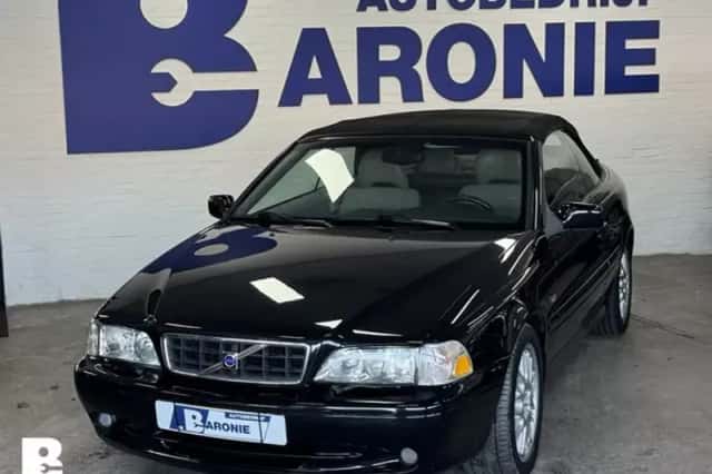 Volvo C70 (2003) thumbnail 3