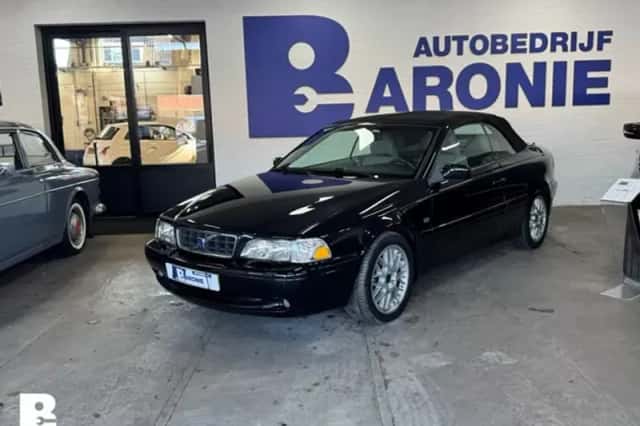 Volvo C70 (2003) thumbnail 4