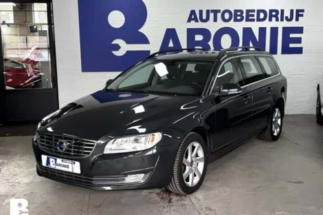 Volvo V70 (2015) thumbnail 2