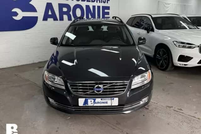 Volvo V70 (2015) thumbnail 4