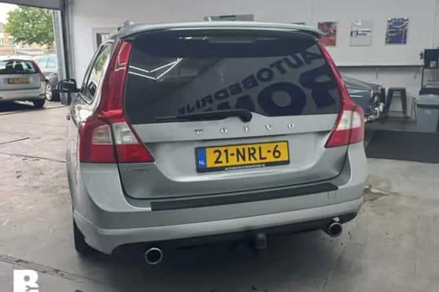 Volvo V70 (2010) thumbnail 5