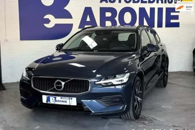Volvo V60 (2019) thumbnail 1