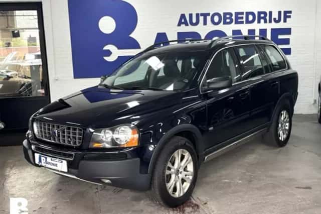 Volvo XC90 (2005) thumbnail 3