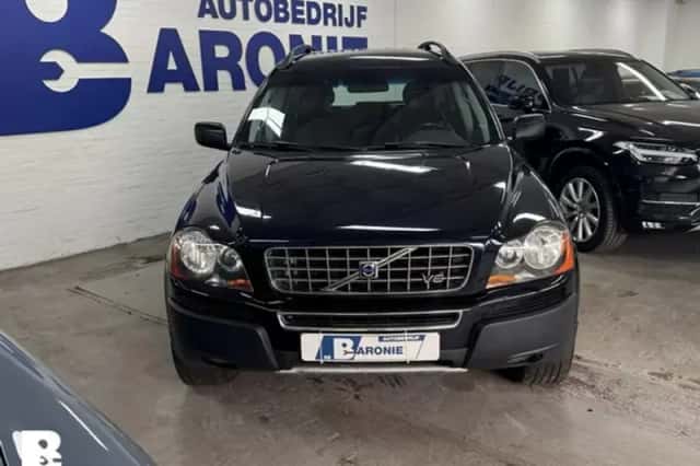 Volvo XC90 (2005) thumbnail 4