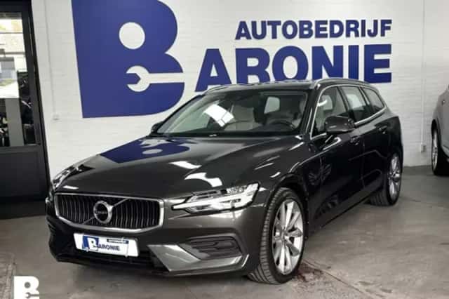 Volvo V60 (2019) thumbnail 2