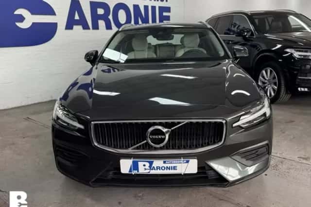 Volvo V60 (2019) thumbnail 5