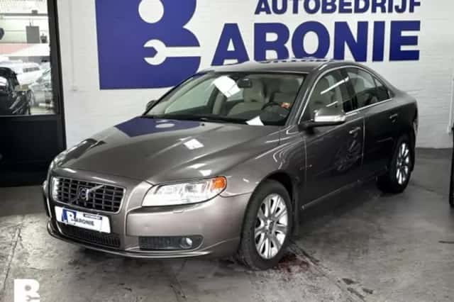 Volvo S80 (2009) thumbnail 3