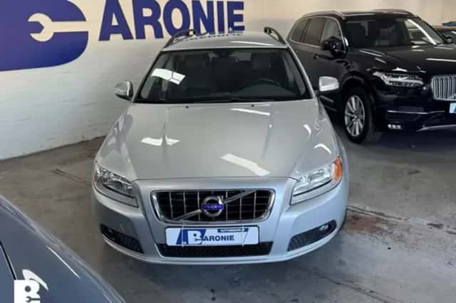 Volvo V70 (2010) thumbnail 4