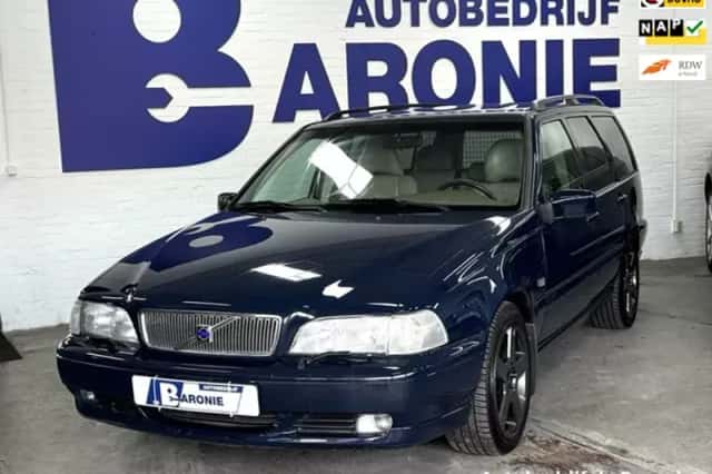 Volvo V70 (2000) thumbnail 1