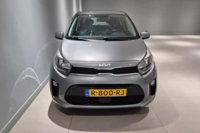 Kia Picanto (2022) thumbnail 3