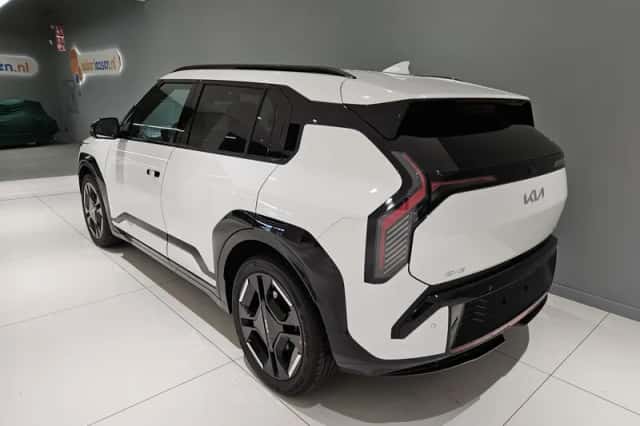 Kia EV3 (2026) thumbnail 3