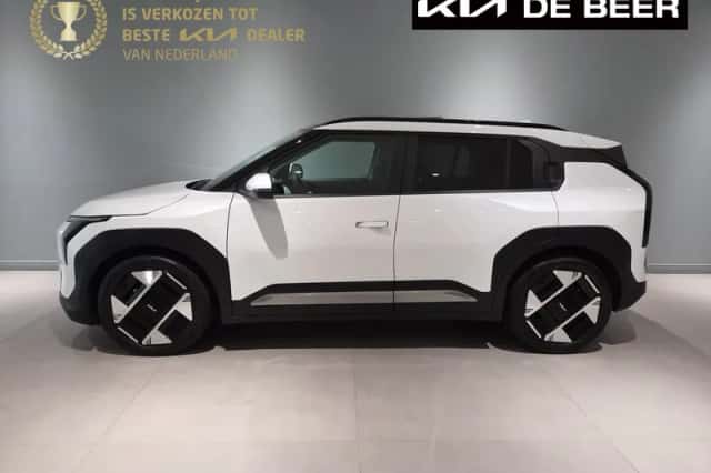 Kia EV3 (2025) thumbnail 1