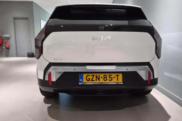 Kia EV3 (2025) thumbnail 5