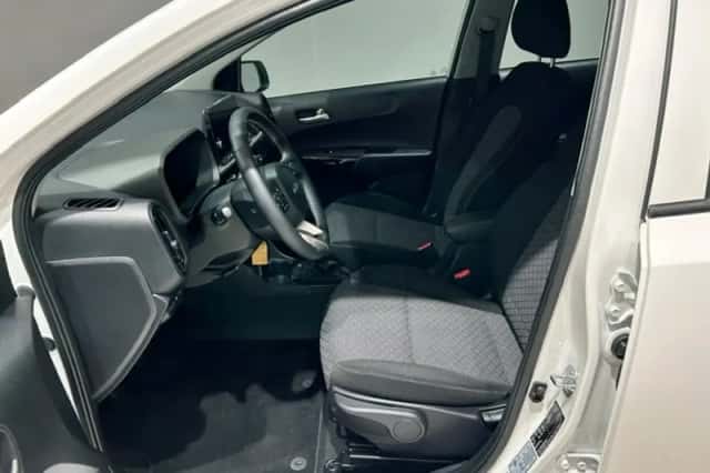 Kia Picanto (2025) thumbnail 4