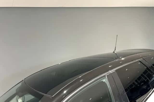 Renault Captur (2018) thumbnail 6