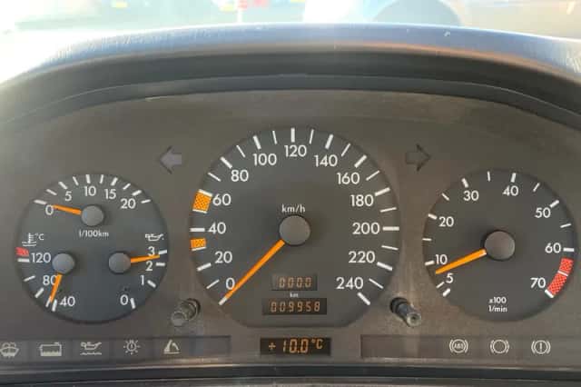 Mercedes-Benz SL-Klasse (1990) thumbnail 3