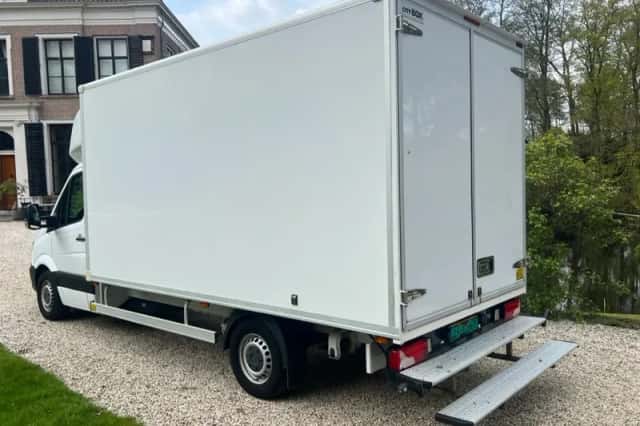 Mercedes-Benz Sprinter (2015) thumbnail 6