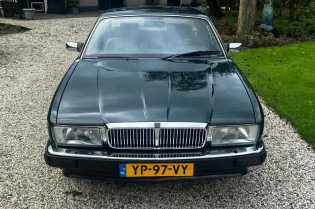 Jaguar Sovereign (1990) thumbnail 3