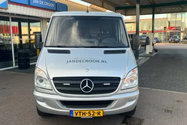 Mercedes-Benz Sprinter (2008) thumbnail 3