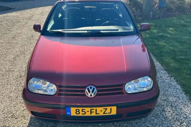 Volkswagen Golf (2000) thumbnail 3