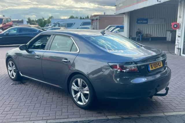 Saab 9-5 (2011) thumbnail 3