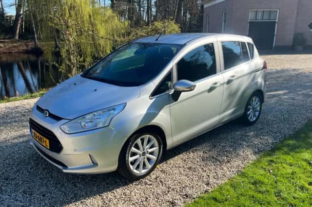 Ford B-Max (2015) thumbnail 2