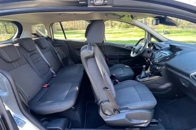 Ford B-Max (2015) thumbnail 4