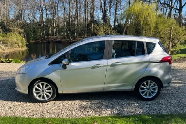 Ford B-Max (2015) thumbnail 5