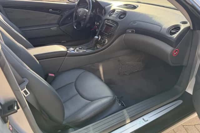 Mercedes-Benz SL-Klasse (2003) thumbnail 4