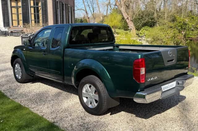Nissan Navara (2005) thumbnail 5