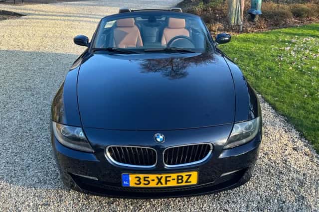 BMW Z4 (2007) thumbnail 3
