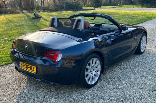 BMW Z4 (2007) thumbnail 6
