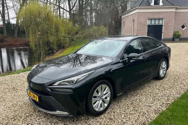 Toyota Mirai (2021) thumbnail 1